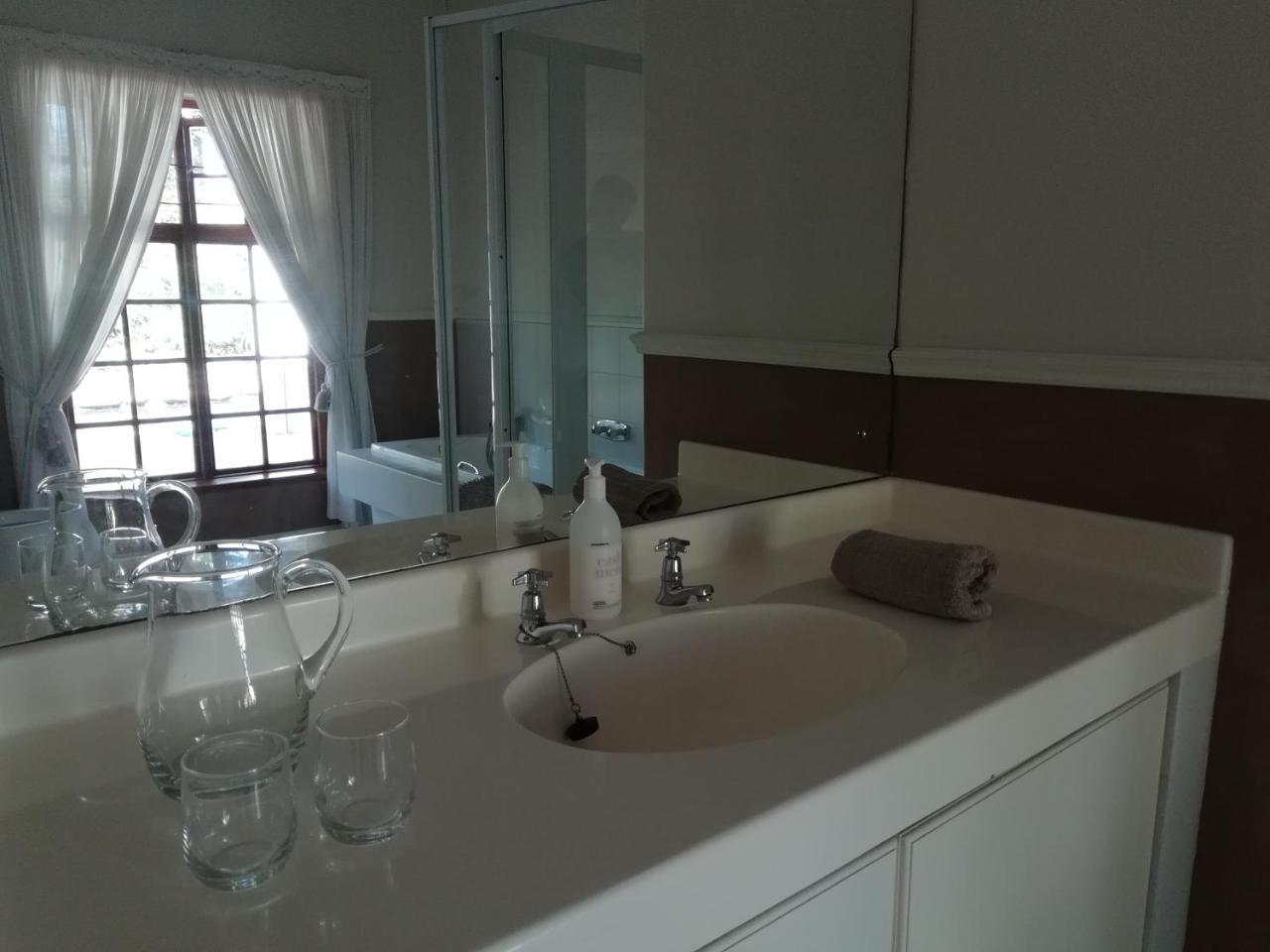 Stay @ Flamingo Road อีสต์ลอนดอน ภายนอก รูปภาพ